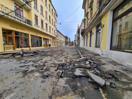 Se lucrează la modernizarea Pieţei Ferdinand şi străzii Iosif Vulcan. Cum se circulă în zonă (FOTO)