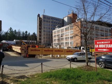 Urgenţe cu economii: Noua Unitate de Primire a Urgenţelor va fi prima instituţie publică din Oradea cu fundaţie termică (FOTO)