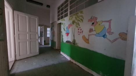 Viața după Cighid: Povestea răvășitoare a Sîrmancăi, supraviețuitoare a lagărului de la Cighid, care se zbate azi să-și crească singură copiii (FOTO/VIDEO)