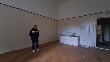Viața după Cighid: Povestea răvășitoare a Sîrmancăi, supraviețuitoare a lagărului de la Cighid, care se zbate azi să-și crească singură copiii (FOTO/VIDEO)
