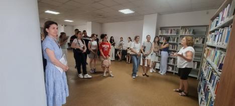 Şcoala de vară IURIS a Facultăţii de Drept din Oradea s-a încheiat. Zeci de liceeni au urmărit conferinţele despre sistemul judiciar, drept penal, criminalistică şi protecția persoanelor (FOTO)