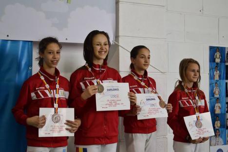 Trei medalii pentru micii sportivi de la LPS Bihorul la întrecerile Campionatului Naţional de Spadă pentru copii de la Bucureşti