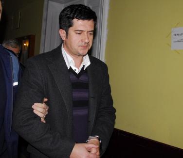 Secoşan va face închisoare! Fostul şef de la Protecţia Consumatorilor a fost condamnat la 3 ani cu executare