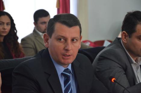 Nou scandal la Consiliul Judeţean: Tribunalul Bihor a decis suspendarea bugetului judeţului! (FOTO)