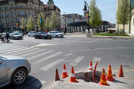 Primăria Oradea montează semafoare între Piaţa Unirii şi Podul Sfântul Ladislau (FOTO)
