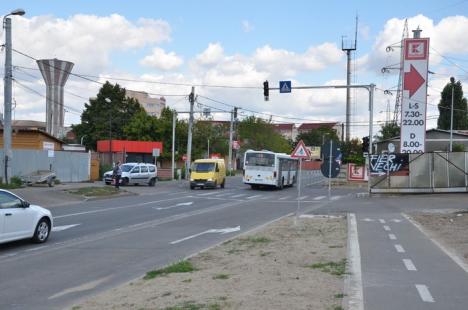 Primăria vrea giraţie la intersecţia străzii Oneştilor cu drumul spre Kaufland (FOTO)