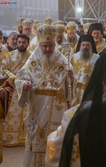 Catedrala Mântuirii Neamului a fost sfinţită. Patriarhul Daniel: 'Catedrala are o capacitate de 5.000 de credincioşi. Mereu va fi neîncăpătoare' (FOTO/VIDEO)
