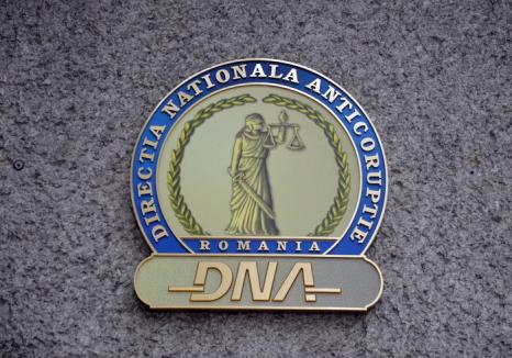 Nou dosar al DNA Oradea: Șeful Regionalei Vamale Cluj, Călin Vesa, şi fostul şef al Vămilor, Radu Mărginean, trimiși în judecată