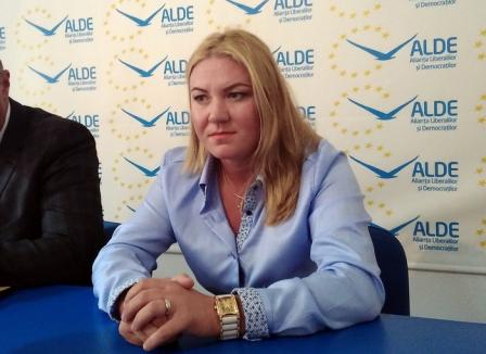 Atleta Simona Kadas, desemnată preşedinta organizaţiei de femei a ALDE Oradea