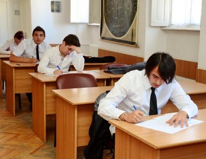Elevii bihoreni se pregătesc de simulările examenelor naţionale