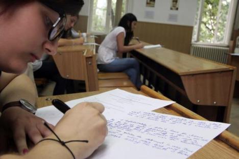 Gafă la Ministerul Educaţiei: Oficialii critică elevii din "judeţul Timişoara"