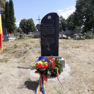 Un monument al lui Gheorghe Șincai a fost ridicat în Slovacia, cu sprijinul episcopului orădean Virgil Bercea