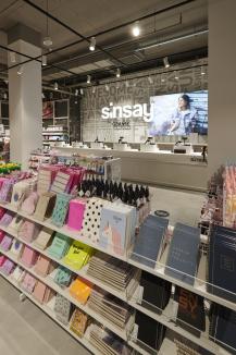 Un nou magazin SINSAY la Crişul Shopping Center (FOTO)