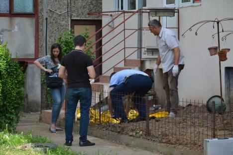 Tragedie în Oradea: O orădeancă a căzut de la etajul IV al unui bloc din Nufărul (FOTO)
