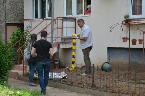 Tragedie în Oradea: O orădeancă a căzut de la etajul IV al unui bloc din Nufărul (FOTO)