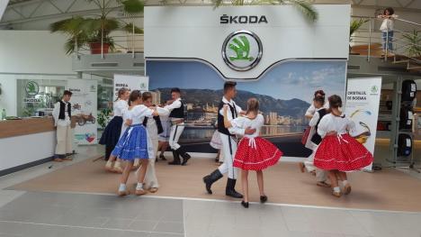 Sărbătoare la Autogrand Oradea: Fanii Skoda s-au reunit pentru a marca împreună Ziua Cehiei (FOTO)