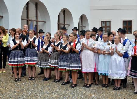 Zilele Culturii Slovace se ţin, cu tradiţii şi bunătăţi, în Cetate