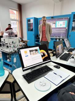Primul laborator digital inteligent (SmartLab) din vestul ţării instalat în Oradea, la Colegiul Economic 'Partenie Cosma' (FOTO)