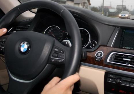 Vitezoman cu BMW: Un orădean a fost prins conducând cu 135 km/oră pe Calea Aradului