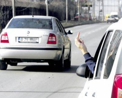 Şoferii români îşi supraestimează capacităţile şi fac manevre riscante fără să se asigure