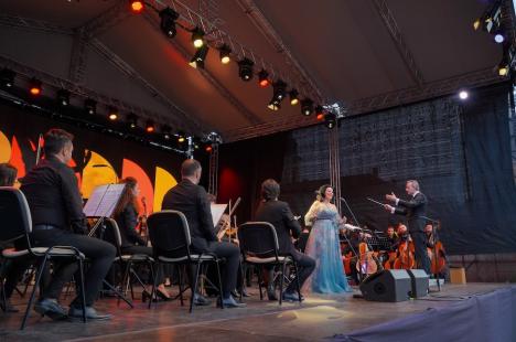 Soprana Angela Gheorghiu a fermecat publicul în prima seară a Sounds of Oradea (FOTO/VIDEO)