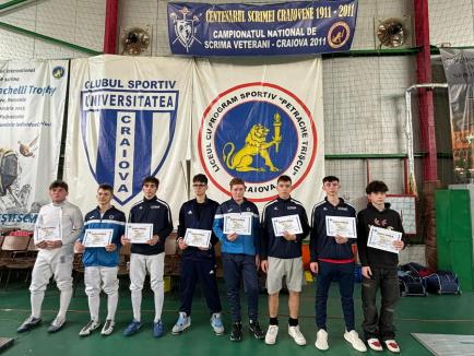 Două clasări pe podium pentru spadasinii de la LPS Bihorul Oradea la Naţionalele şcolare de la Craiova (FOTO)
