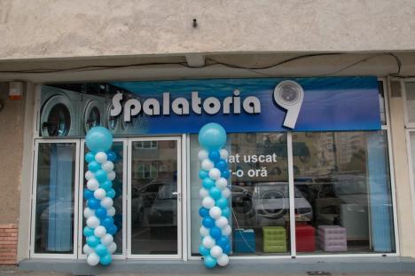 S-a deschis Spălătoria 9, prima spălătorie de tipul 'self-service' din Oradea! (FOTO)