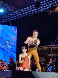 'Bravo!' Spectacol remarcabil în centrul Oradiei, cu 'Bolero', „Duetul florilor”, balerini, dans de lebădă şi... iubire (FOTO/VIDEO)