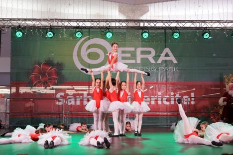 Copile și adolescente din clubul Fit Dance au dat un spectacol de balet și show dance la ERA Park (FOTO)