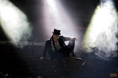 'Revizorul', spectacolul care a adus Oradiei două premii UNITER, poate fi văzut din nou la Teatrul Regina Maria (FOTO)