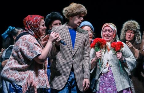 Noua ediție a festivalului 'Poimâine': Trupe de teatru din Serbia și Ungaria vor susține spectacole pe scena Teatrului Szigligeti