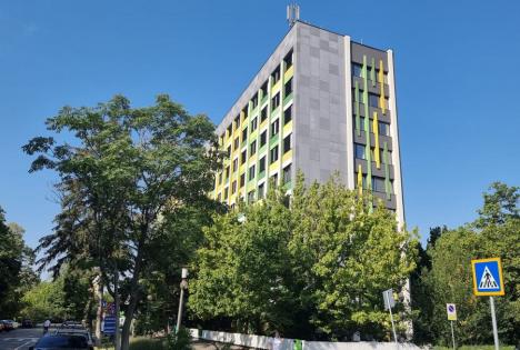 Aproape 2 milioane de euro din fonduri UE pentru încheierea reabilitării energetice a fostului Spital Municipal din Oradea