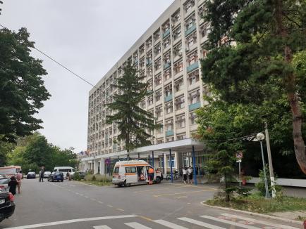 De luni, Spitalul Municipal din Oradea redevine „bloc Covid”, secțiile se mută la Județean, la spitalul MAI și la Marghita