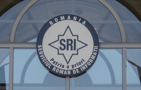 Ofițer SRI, prins în flagrant când primea o șpagă de 2.500 de euro