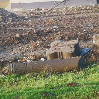 Stâlpul societăţii: Lucrările arhitecţilor Vágó se fac praf sub ochii 'protectoarei monumentelor' din Bihor (FOTO)