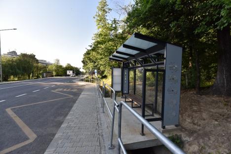 Stația imposibilă: În Băile Felix a apărut stația de autobuz cu „barieră” (FOTO)