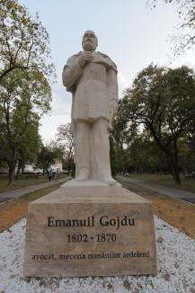 Amplasată în Parcul 1 Decembrie, statuia lui Emanuil Gojdu va fi dezvelită sâmbătă (FOTO)