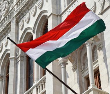 Decizie UDMR: Steagul şi imnul Ungariei sunt simboluri naţionale ale maghiarilor din România