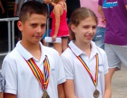 Orădenii au dominat ediţia din acest an a Cupei Digi la înot: Ştefan Duca şi Ingrid Huszar, principalii performeri