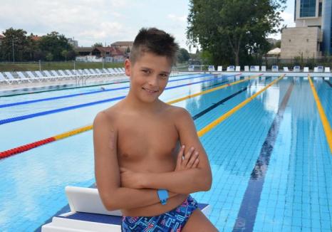 Rezultate de excepţie pentru tinerii înotători de la Crişul la Cupa Primăverii din Ungaria. Ştefan Duca – 6 medalii de aur şi una de argint