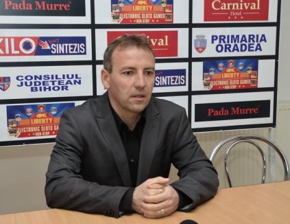 Stelian Farcău a fost cooptat în rândul antrenorilor secţiei de fotbal de la CSM Oradea