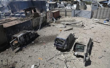 Atentatul din Kabul nu ar fi vizat Ambasada României. Imagini șocante cu ruinele cartierului 'internaţional' (FOTO / VIDEO)