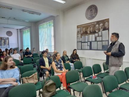 Universitatea de Vară a viitorilor arhitecți: Tinerii sunt provocați să propună soluții pentru deschiderea campusului din Oradea