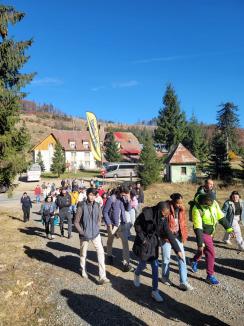 Atelier intercultural: Zeci de studenți români și străini s-au împrietenit la Stâna de Vale (FOTO)