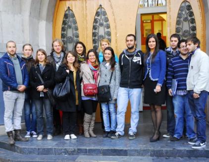 O sută de studenţi orădeni învaţă în străinătate, prin programul Erasmus
