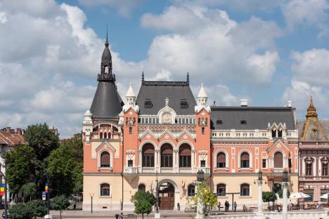 Contract semnat pentru restaurarea interioară a Palatului Episcopiei Greco-Catolice din Oradea, afectat în 2018 de un incendiu uriaș