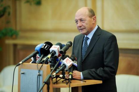 Tăriceanu a început demersurile pentru suspendarea lui Băsescu: 23 septembrie - votul Parlamentului, urmat de referendum pe 2 noiembrie