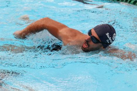 Peste 570.000 de lei strânși la Swimathon Oradea și un record de lungimi de bazin parcurse. Donațiile continuă până pe 28 iunie (FOTO/VIDEO)