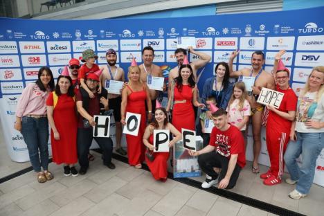 Peste 570.000 de lei strânși la Swimathon Oradea și un record de lungimi de bazin parcurse. Donațiile continuă până pe 28 iunie (FOTO/VIDEO)