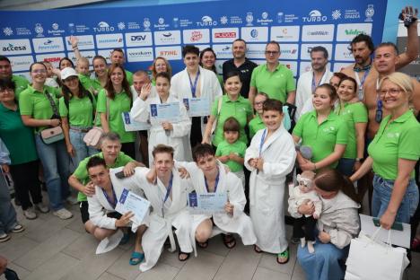 Peste 570.000 de lei strânși la Swimathon Oradea și un record de lungimi de bazin parcurse. Donațiile continuă până pe 28 iunie (FOTO/VIDEO)